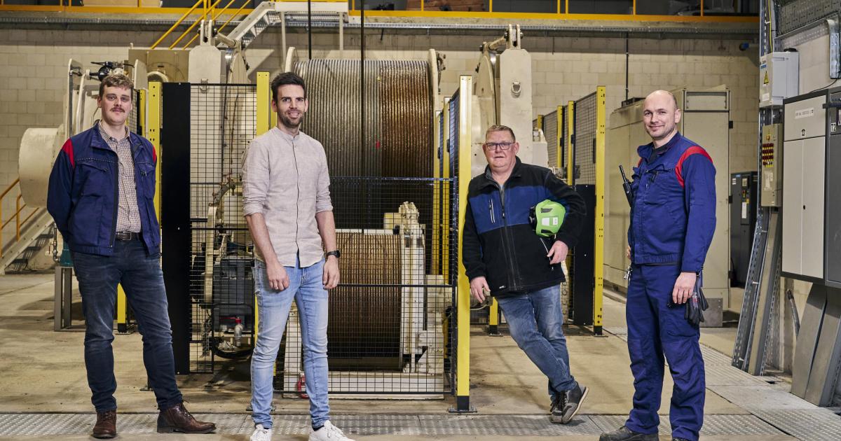 Operation and safety of the HADES underground research lab